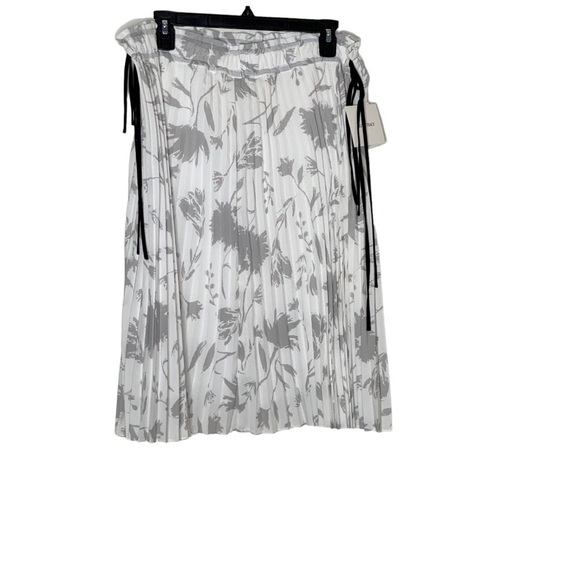 ELLEN Tracy white shadow bloom pleated skirt with side ties. NWT. Size 14 - Picture 5 of 6